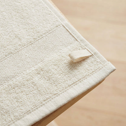 Tastl Courtline Cotton Terry Sports Towel 18 x 36 in Natural White - Detail view